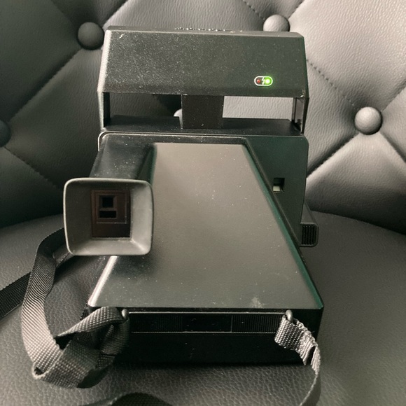 Vintage Polaroid Sun600 LMS Instant Film Camera - Picture 2 of 6